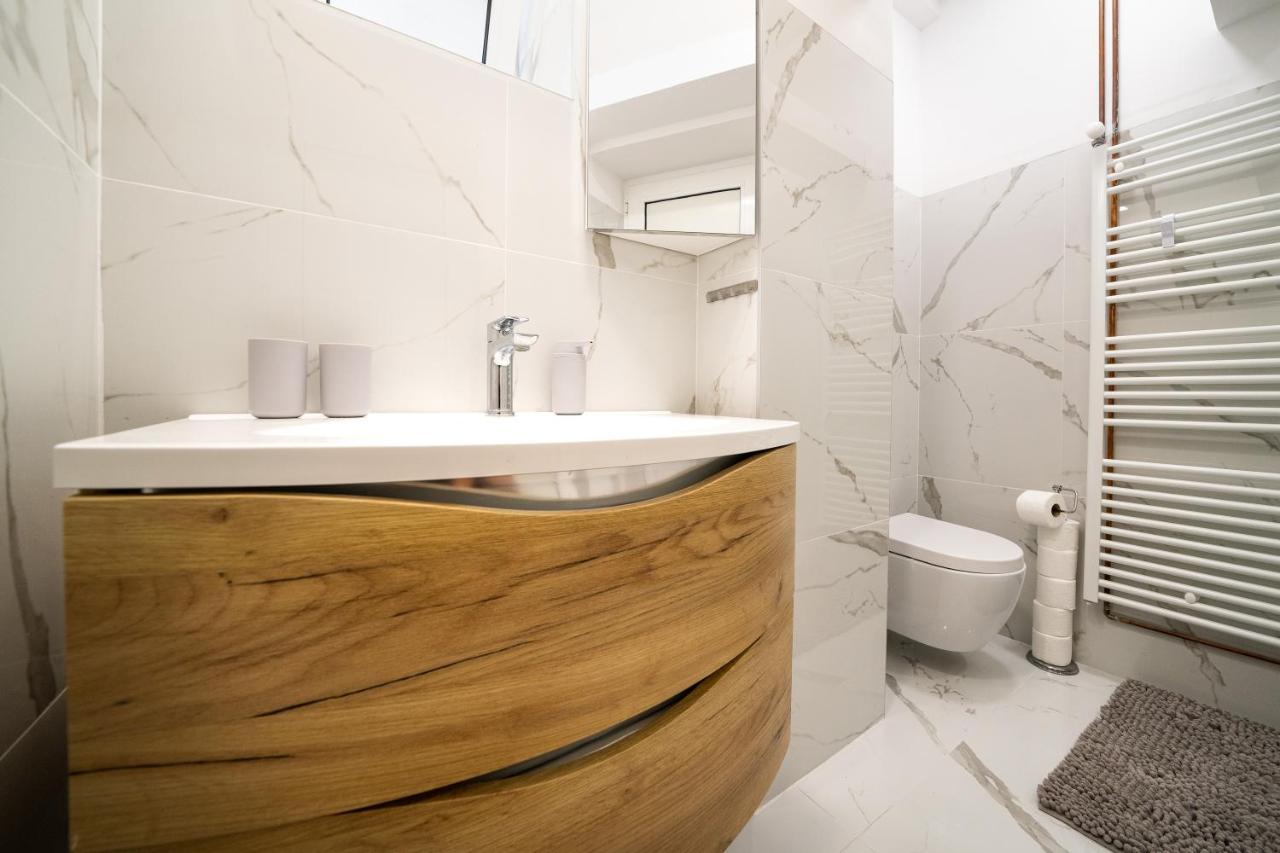 Amalis Apartment Rijeka Luaran gambar